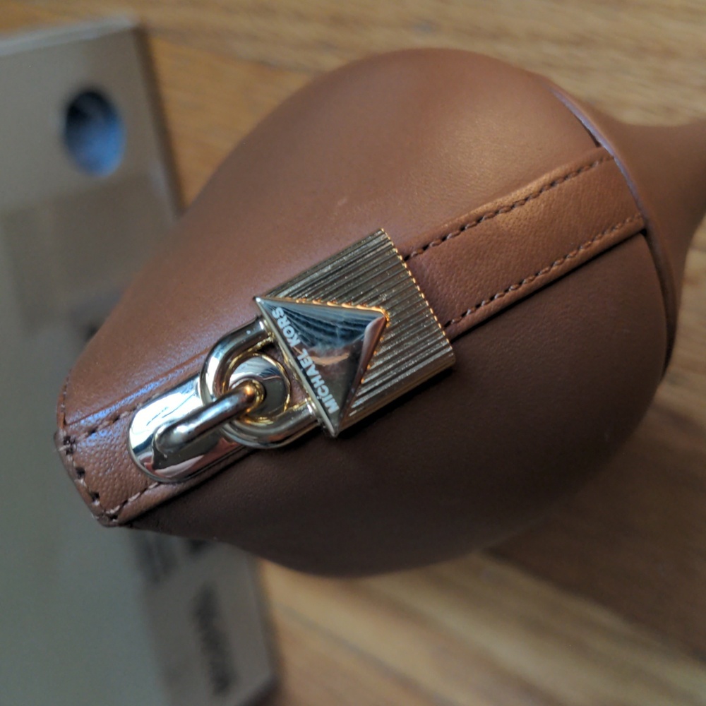 NIB Michael Kors Antoinette Leather Pump - Picture 3 of 6